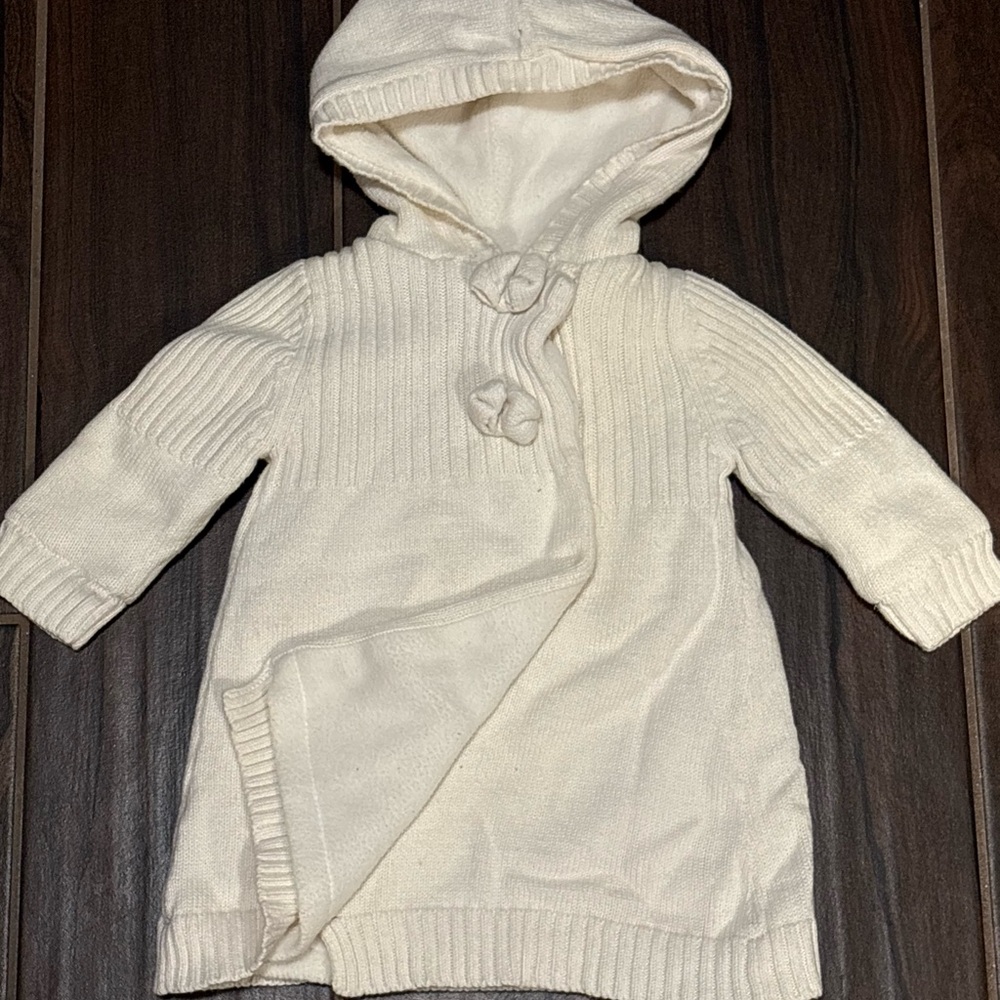 GAP Cream Hooded Kids Cape